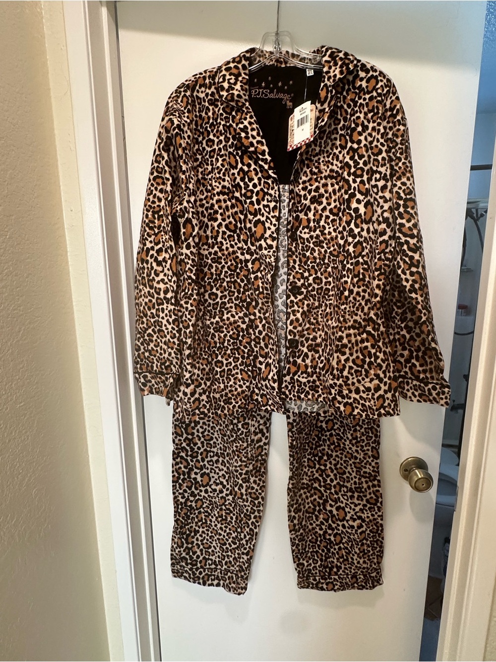 P.J. Salvage Leopard Print Pajama Set in Brown and Black Size Medium